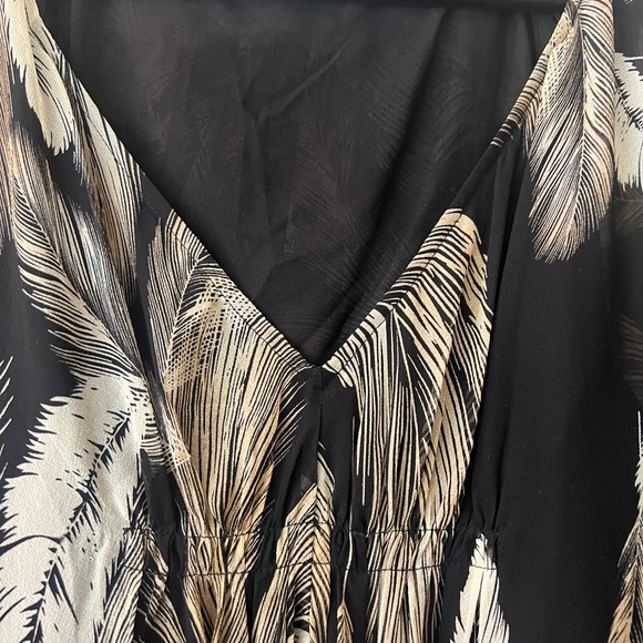 Diane Von Furstenberg silk dress size 8 - Picture 5 of 7